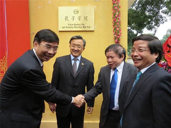 Cầu nối thúc đẩy hợp tác văn hóa, giáo dục Việt-Trung